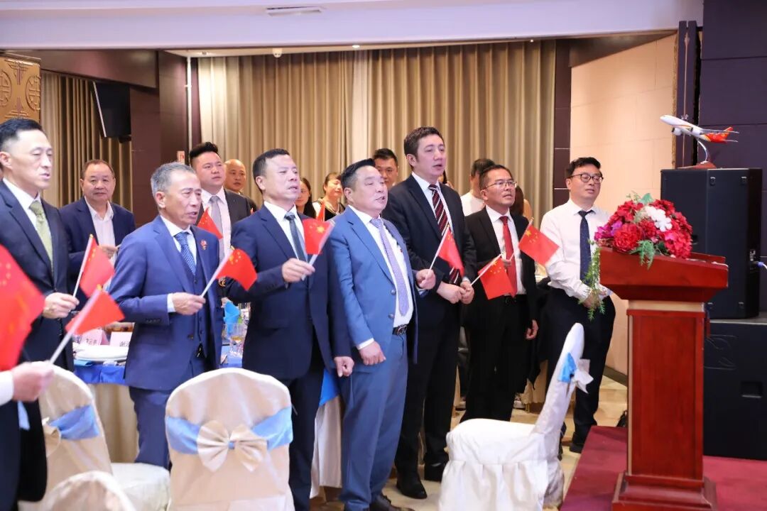 法国中法服装实业商会举办中秋国庆联谊晚宴